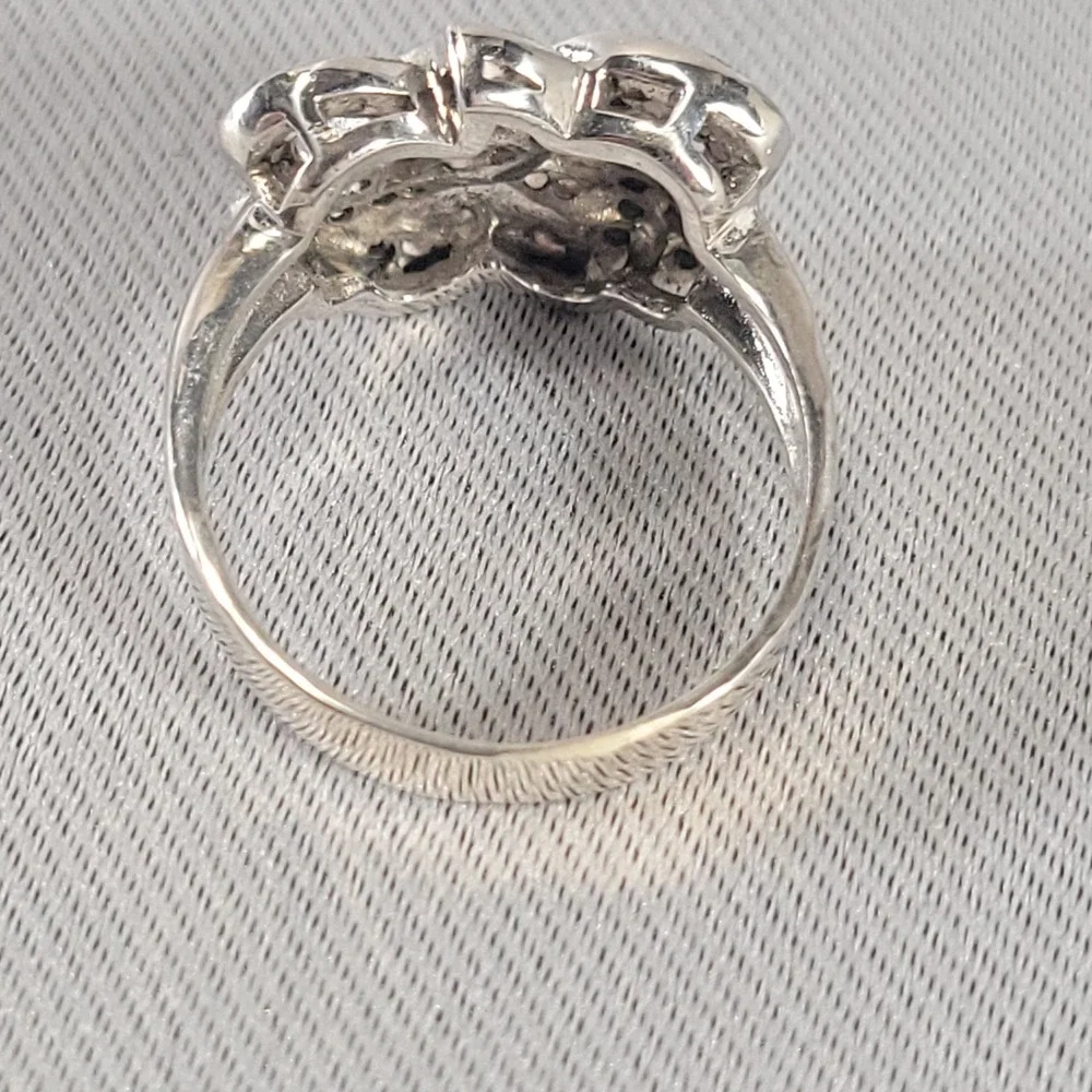 Sterling Silver Knot Heart Ring Womens Size 9.5 Clear Rhinestone Pave 925